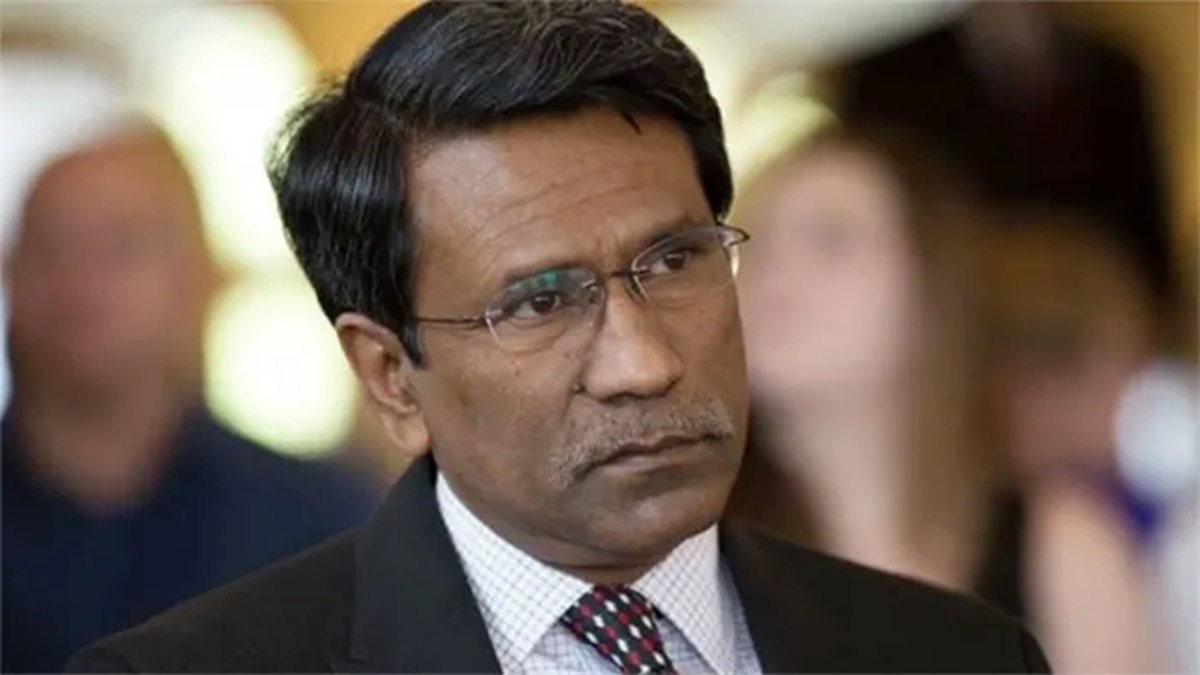 দেশের এবং দেশের জনগণের ভবিষ্যৎ লুণ্ঠিত হয়েছে