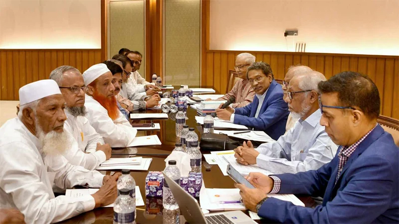 ১৫ মের মধ্যে শেষ হবে ঐকমত্য কমিশন-রাজনৈতিক দলের প্রাথমিক আলোচনা: আলী রীয়াজ