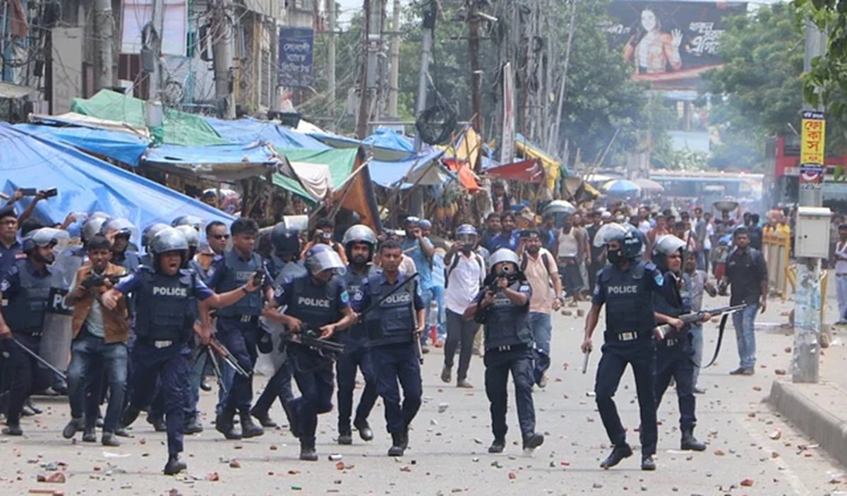 বিএনপির ওপর হামলা: চুপ থাকার বিপদ বুঝতে পারছে কি অন্যরা