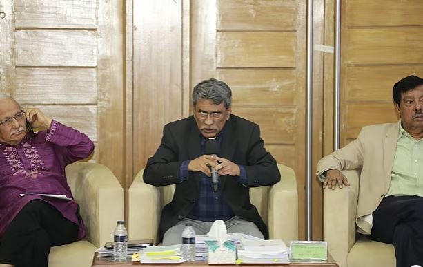 প্রাথমিক পর্যায়ে ঐকমত্যের খসড়া আজকালের মধ্যে পাবে রাজনৈতিক দলগুলো: আলী রীয়াজ