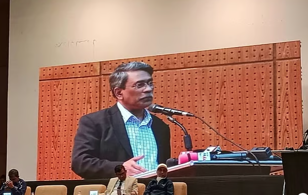 গণভোটে ‘হ্যাঁ’–এর পক্ষে প্রচার করা সরকারের নৈতিক দায়িত্ব: আলী রীয়াজ