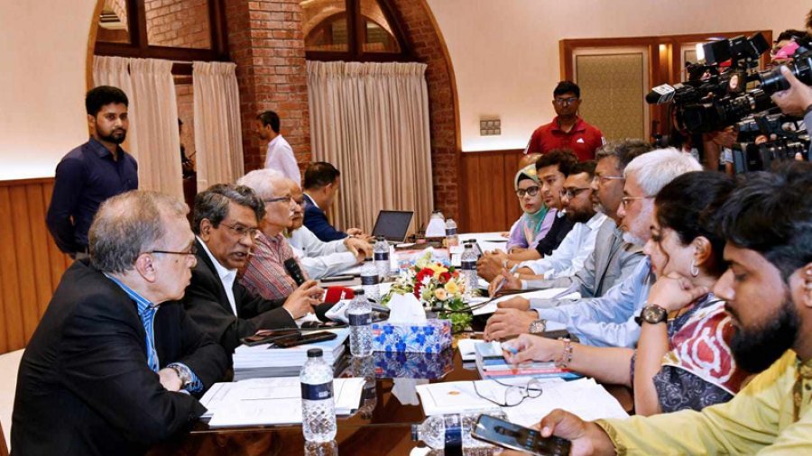 রাষ্ট্র বিনির্মাণে প্রাতিষ্ঠানিক দুর্বলতার কারণে ফ্যাসিবাদী শাসন হয়েছিল: আলী রীয়াজ 