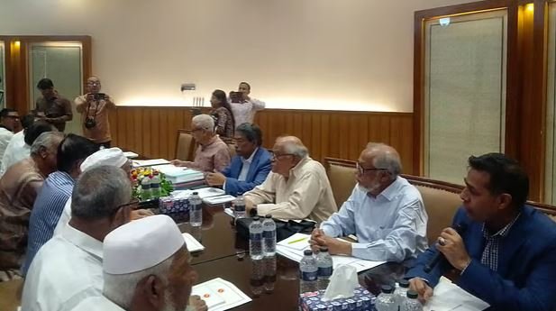 রাজনৈতিক দলের সঙ্গে ঐকমত্য কমিশনের প্রাথমিক আলোচনা শেষ হবে ১৫ মে: আলী রীয়াজ