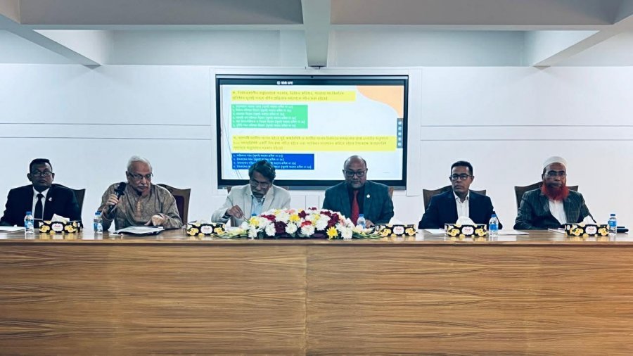 সরকারের ফ্যাসিস্ট হয়ে ওঠার পথ বন্ধ করতেই গণভোট:  আলী রীয়াজ 