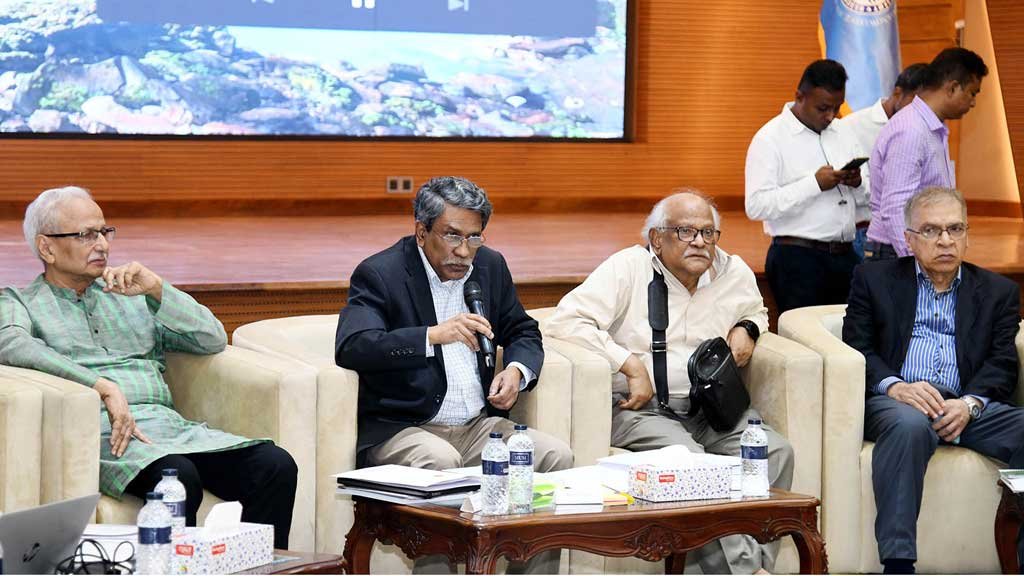 সংবিধানের ৭০ অনুচ্ছেদ সংশোধনসহ পাঁচ বিষয়ে ‘সকলে একমত’: আলী রীয়াজ